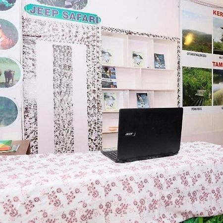 Hill Green Home Stay Thekkady Buitenkant foto